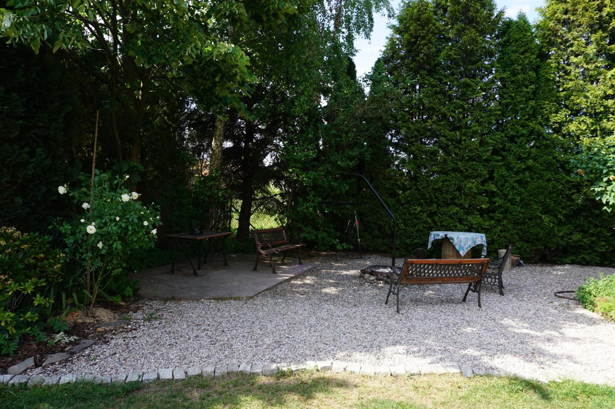 Comfortable House With Garden Manki Экстерьер фото