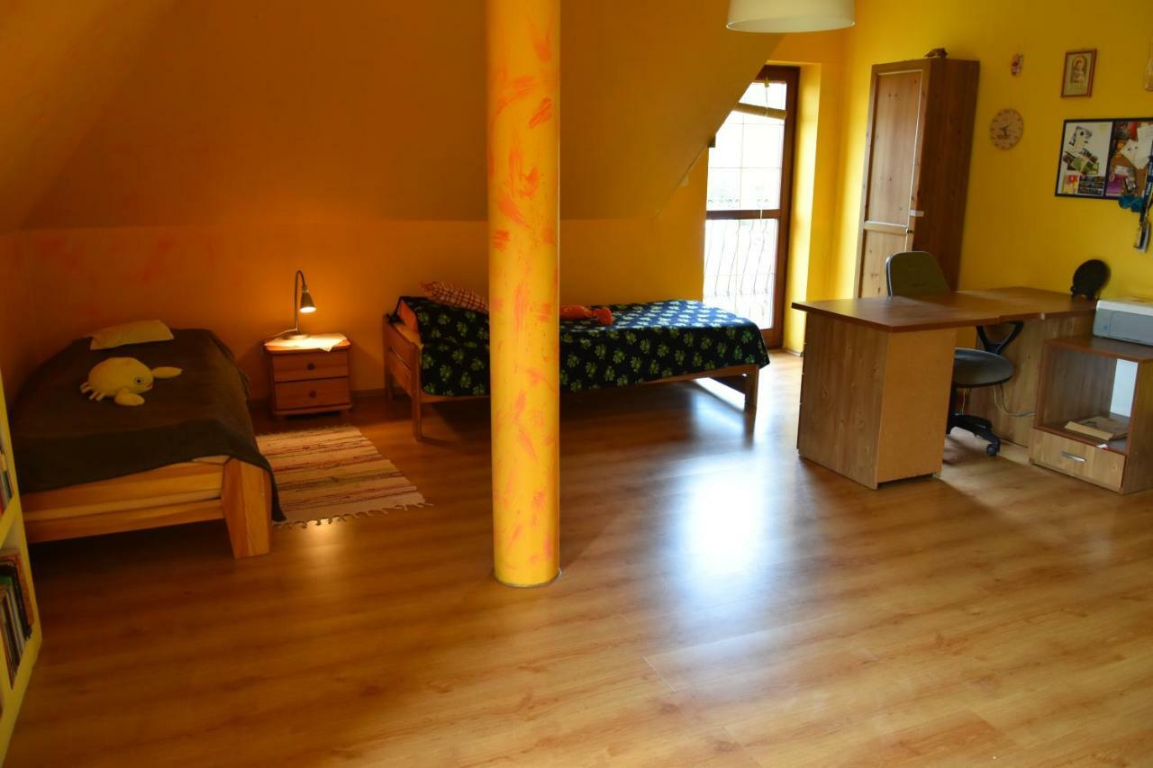 Comfortable House With Garden Manki Экстерьер фото